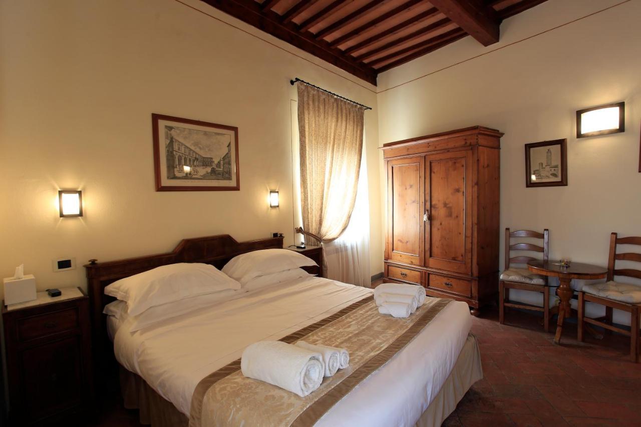 Hotel Palazzo Mari San Gimignano Esterno foto