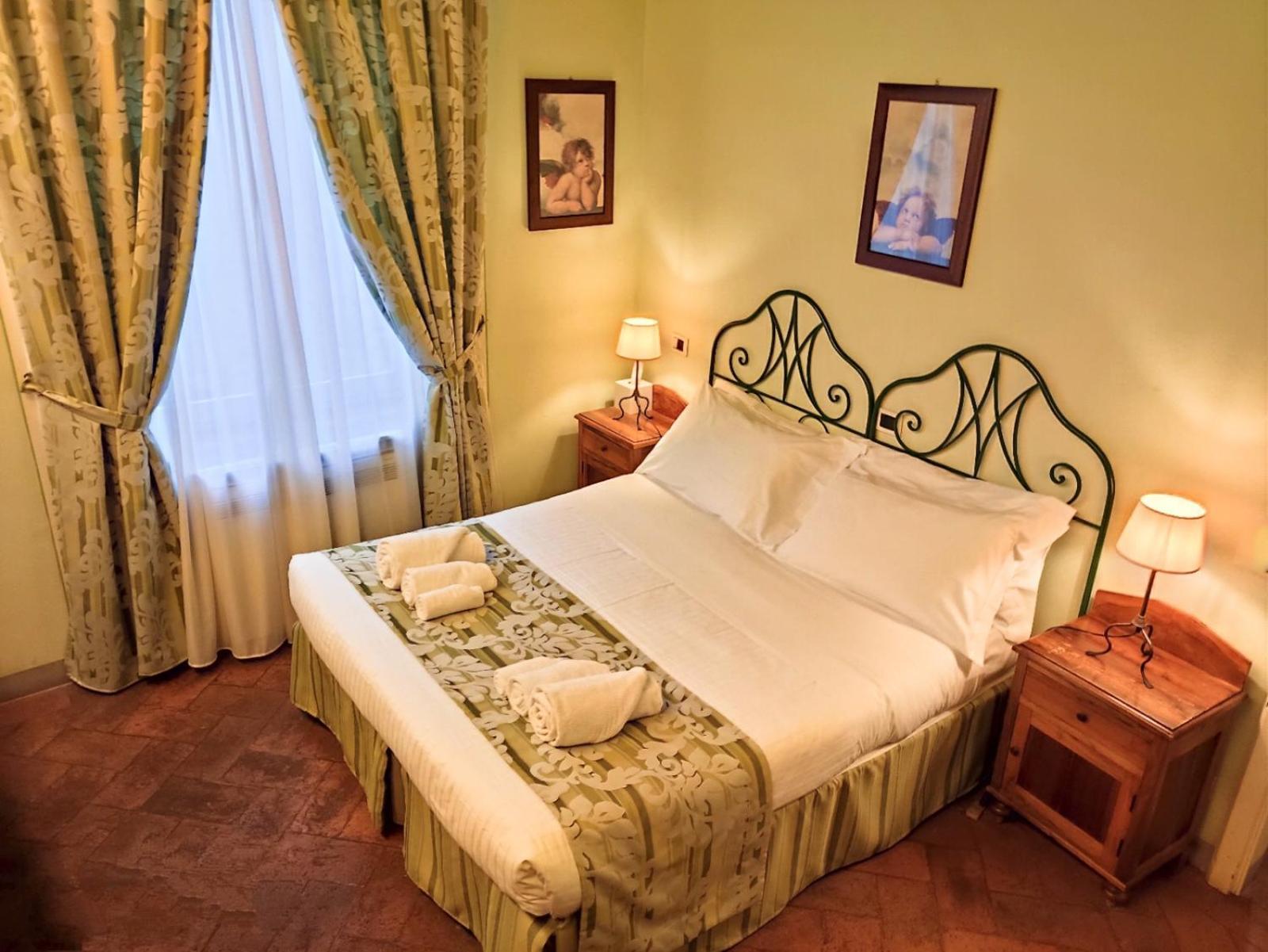 Hotel Palazzo Mari San Gimignano Esterno foto